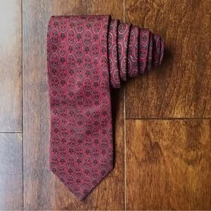 Vintage Picadilly Fashion Tie, with Nice Retro Pattern, Color is a Deep Red
